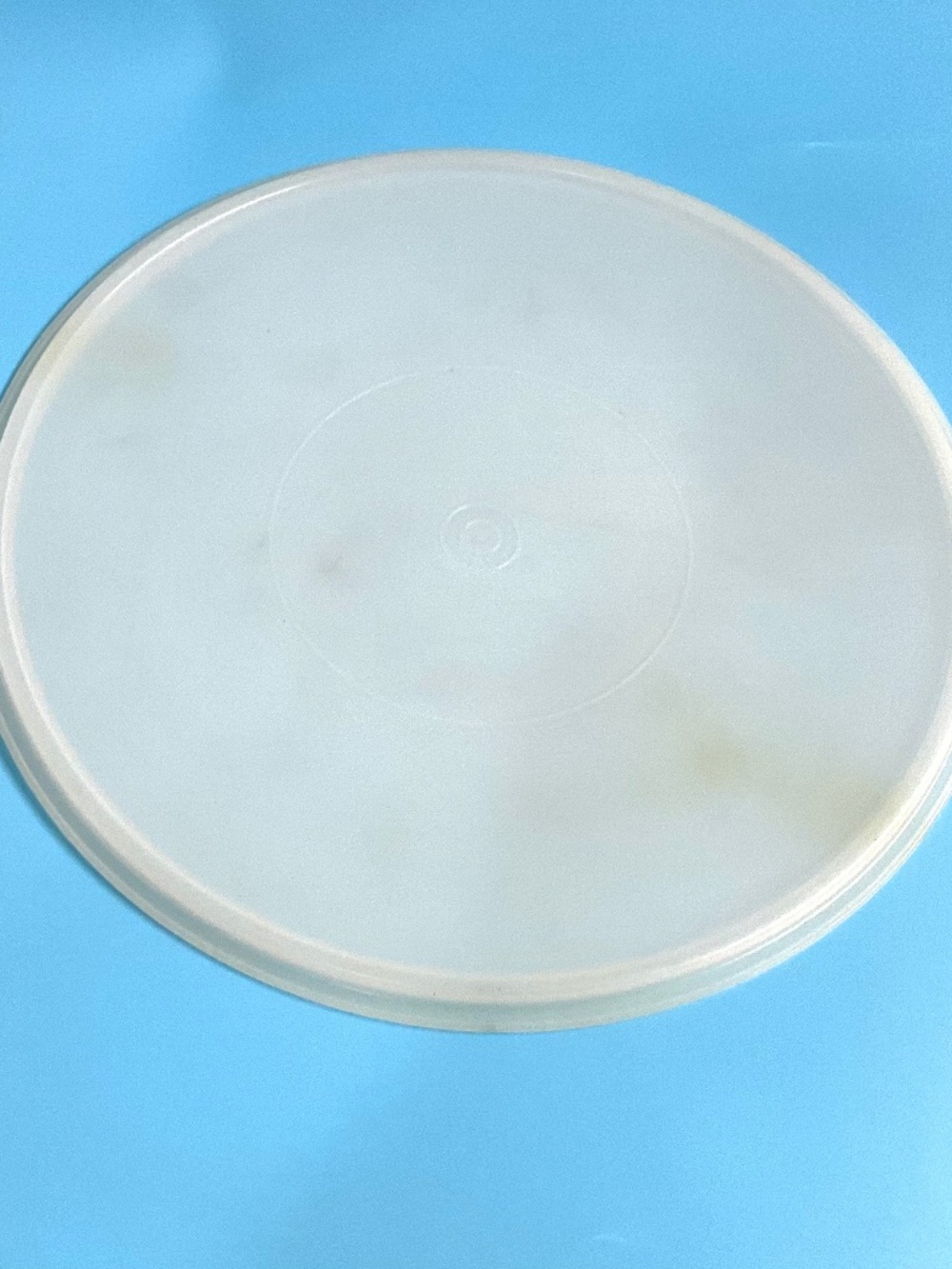 Tupperware  Large 12” Lid - Picture 2 of 3